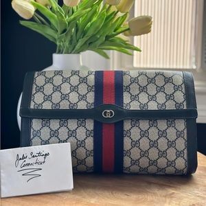 Vintage Gucci Clutch